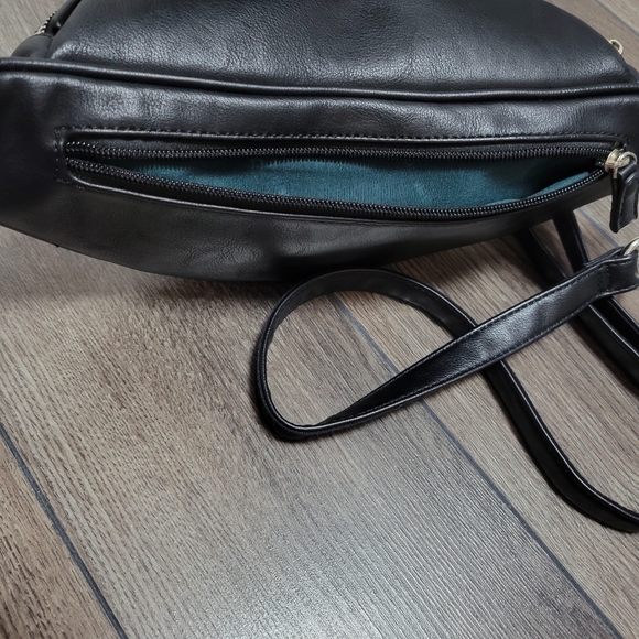 SOLD ---- NWOT David Jones Belt Bag Purse - Picture 15 of 16